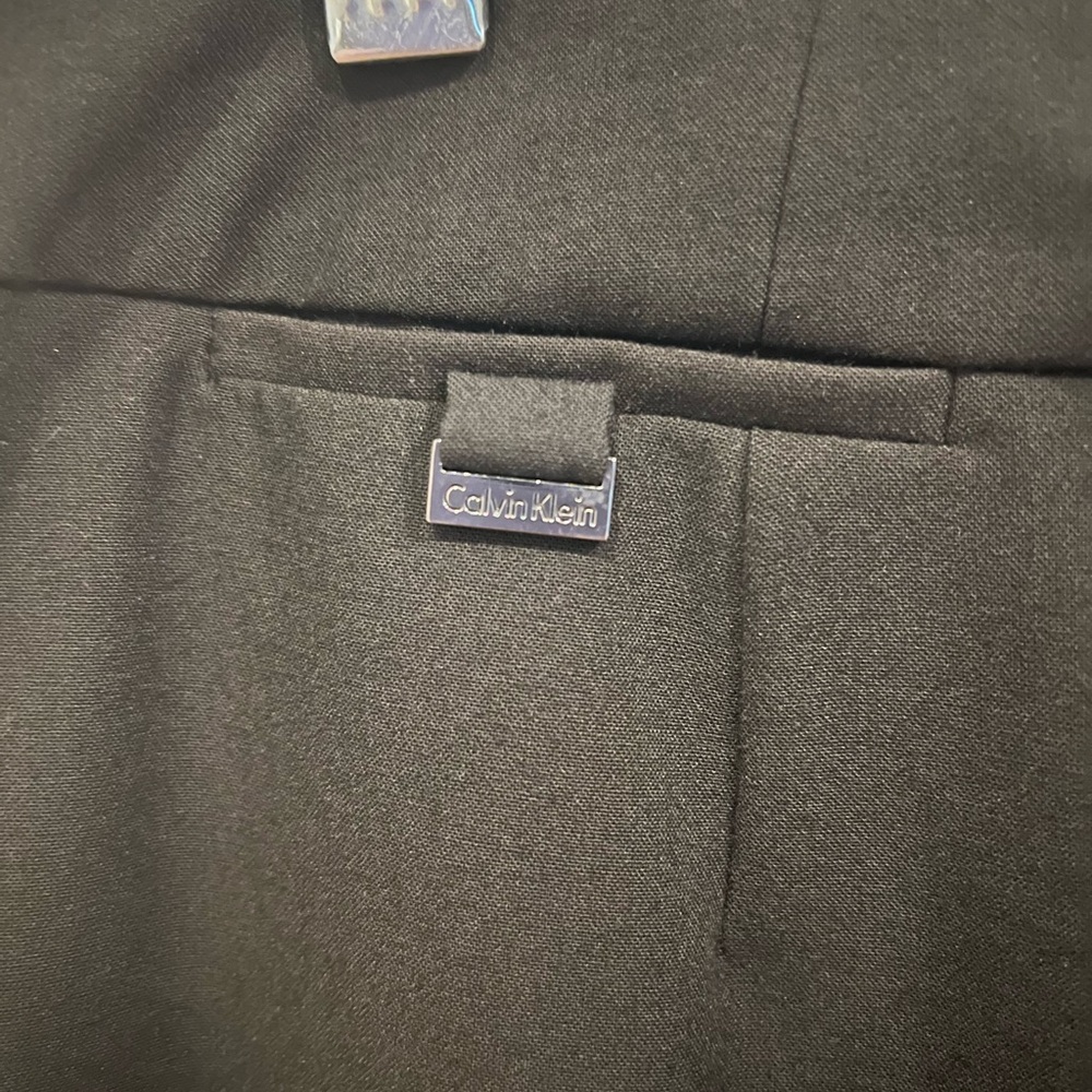 Calvin Klein Elegant Black Women's Skirt Sz 10 - Picture 2 of 8